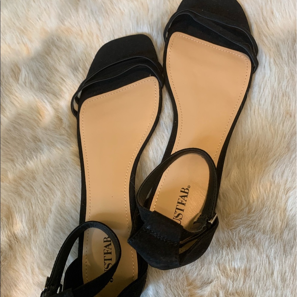NWOT JustFab black velvet sandals with straps